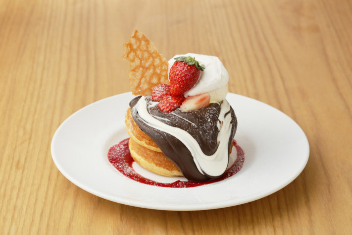 【2月1日～】ダブルショコラのパンケーキ　ブラック＆ホワイト