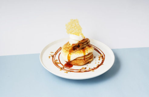 【CHEESE meets CAKE】北海道産リコッタクリームとキャラメルバナナのチーズブリュレパンケーキ