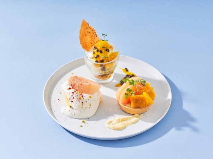 【まるごとフルーツフェア】桃とマンゴーの贅沢デザートプレート