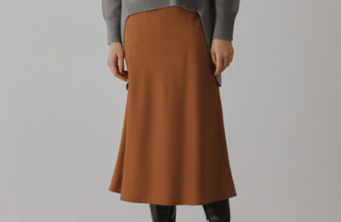 絶妙なシルエットのスカート