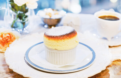 Soufflé au fromage フランスの温かいチーズケーキ