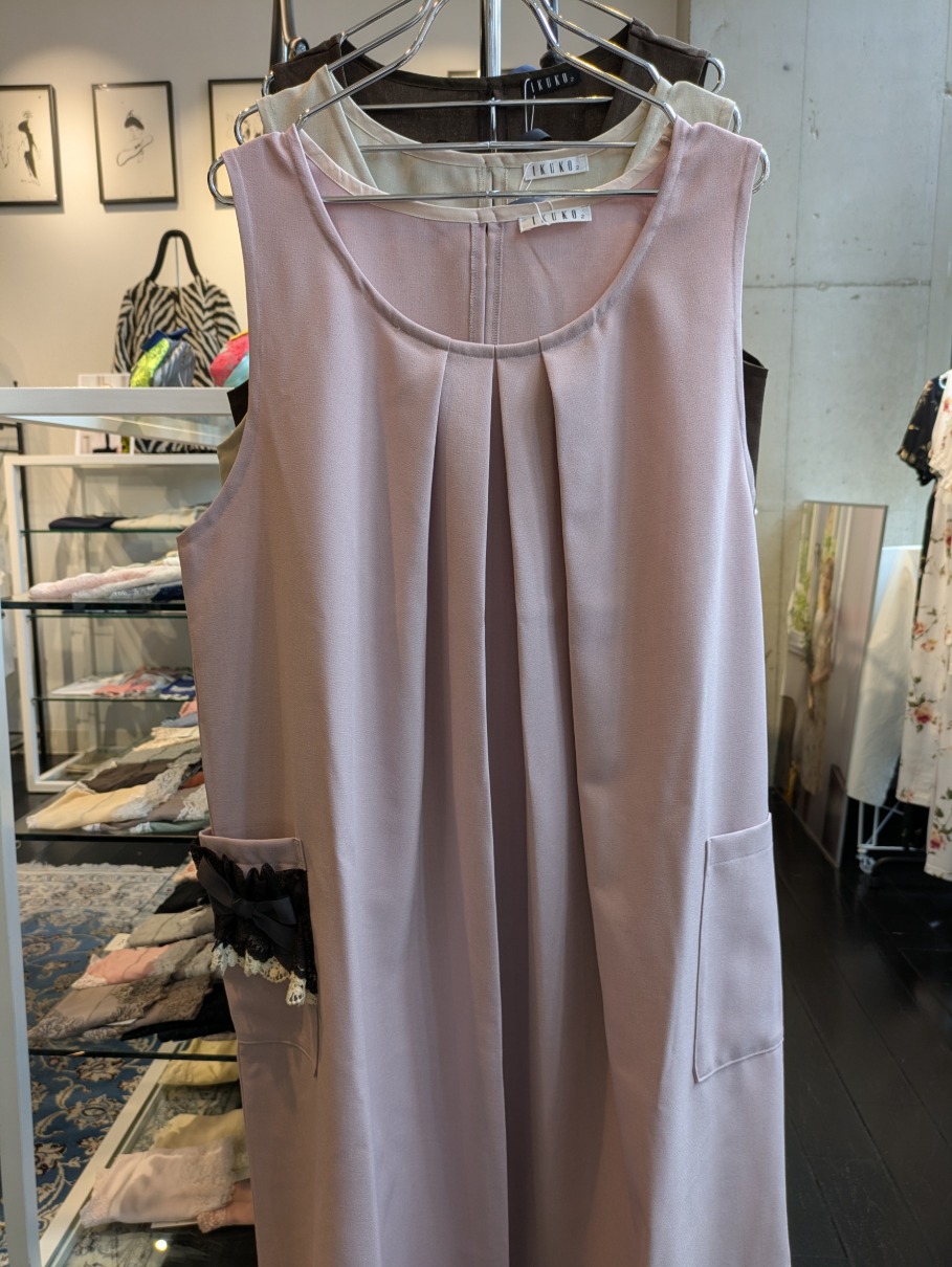 IKUKO エプロン | ショップニュース | VIORO（ヴィオロ）