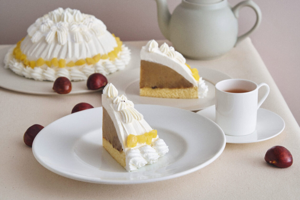 甘いきもちを連れてくる、まっしろなともだち。ふんわり軽やかなクリームに包まれて、そっと寄り添う、甘くてやさしいマロンの時間。