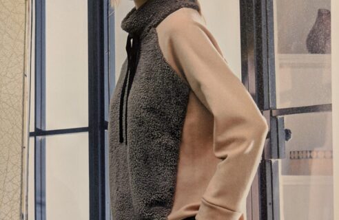 温かいルームウェアー　ボンバーヒート