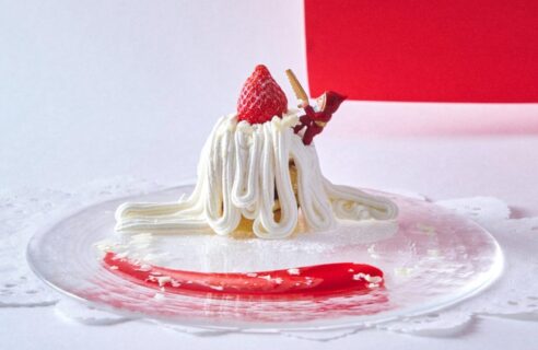 いちごのクリスマス“生”モンブラン〈わたしだけの“ホール”ケーキ〉
