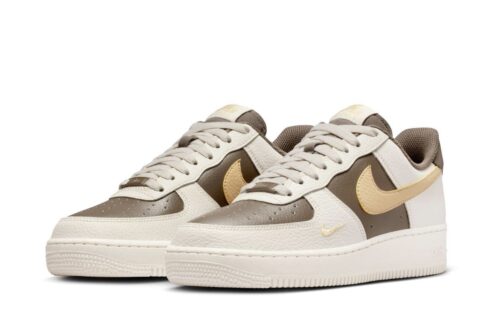 【NIKE】W AIR FORCE 1 ’07 LV8