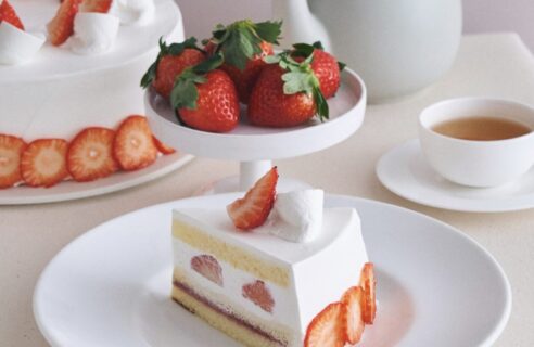 ◆ ふわとろ生クリーム × 絶品いちご、王道いちごショート。