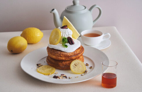 【5月限定】季節を味わう月替わりパンケーキ「塩バニラクリームとシュガーバターのパンケーキ」が登場！