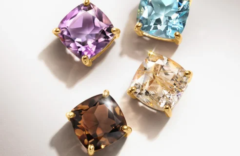 【新作ピアス】耳元に、色彩のパワーを